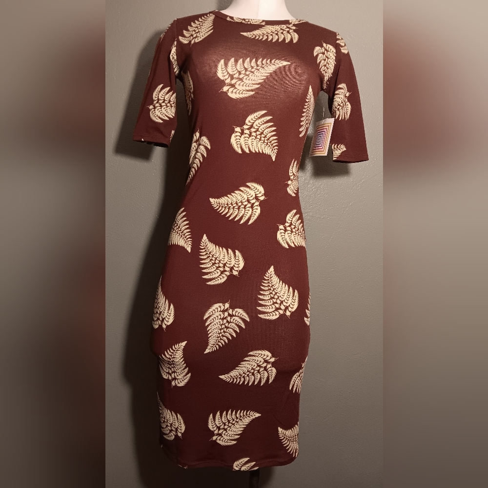 Elegant Brown Leaf Print Dress